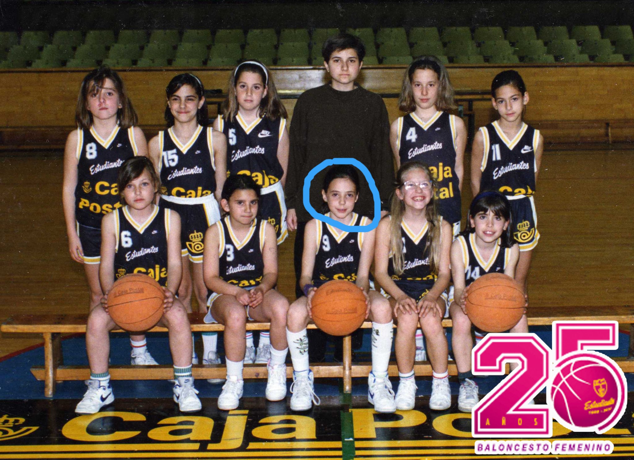 25EstuFem. Clara Bermejo, la primera profesional. “Lo que había que hacer al salir de clase en el Ramiro era jugar al basket”