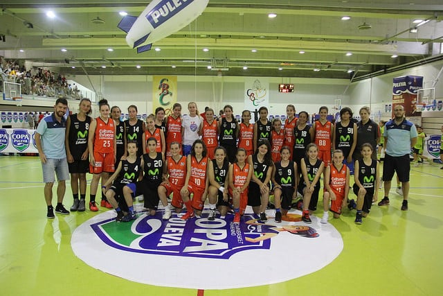 Copa Puleva: Gran imagen del Alevín Mariana en un torneo que se llevó Valencia Basket