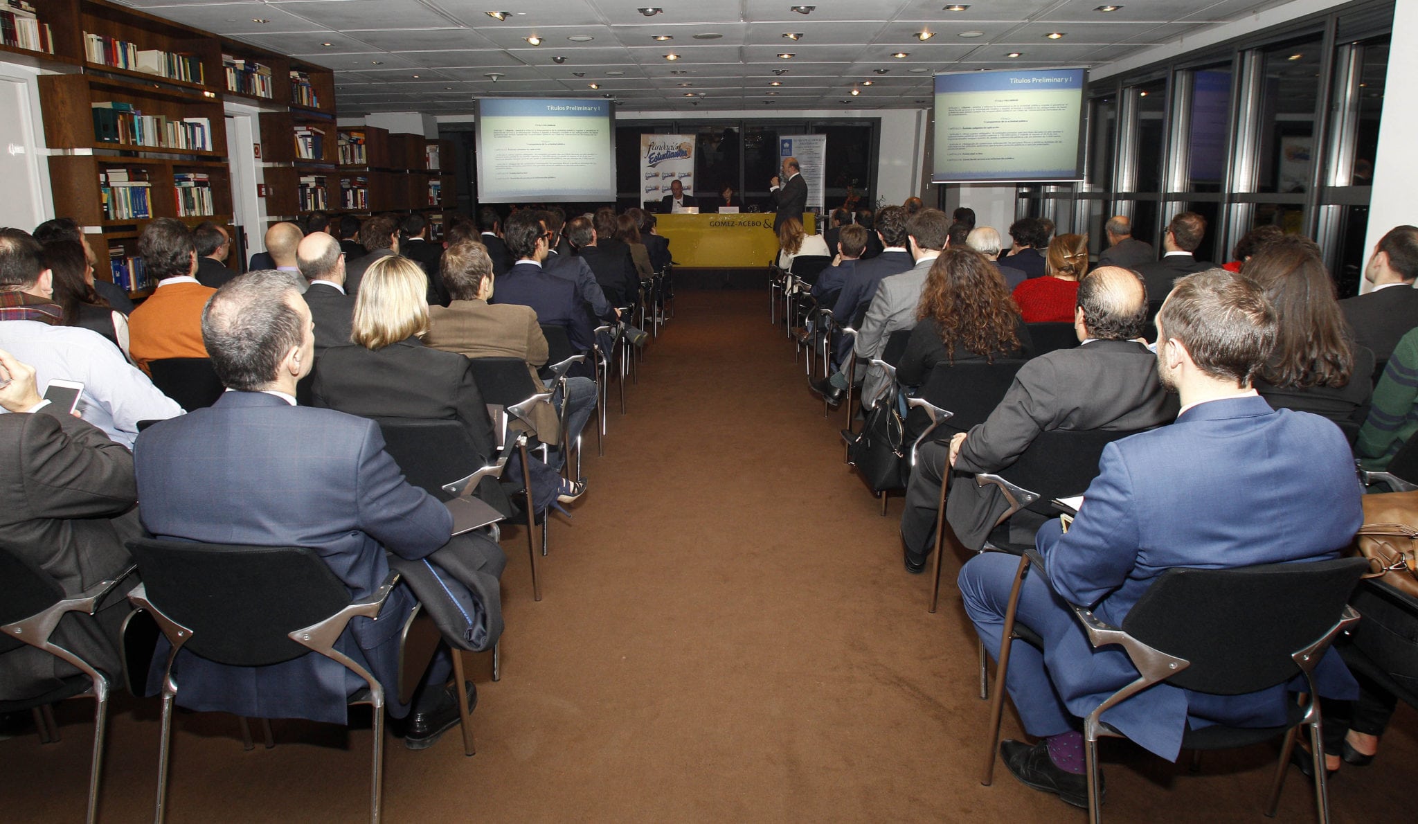 Presentado el IV Máster en Derecho y Gestión del Deporte con una mesa redonda muy transparente