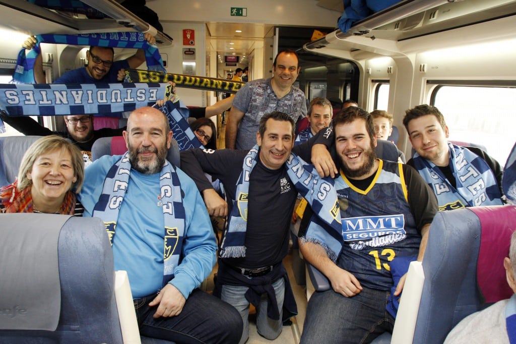 Los MVPs indiscutibles: los 400 aficionados. ¡Todas las fotos!