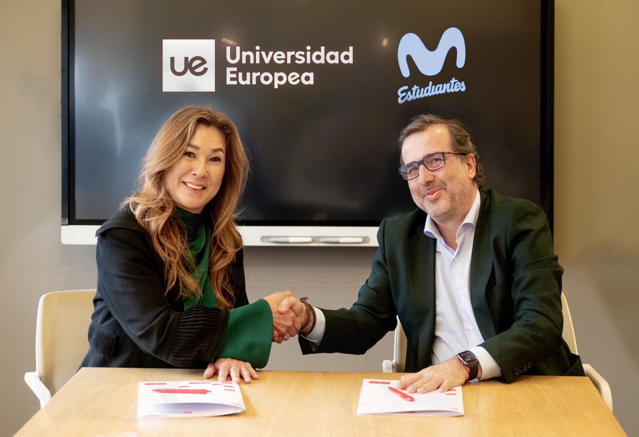Triple acuerdo entre Movistar Estudiantes y la Universidad Europea