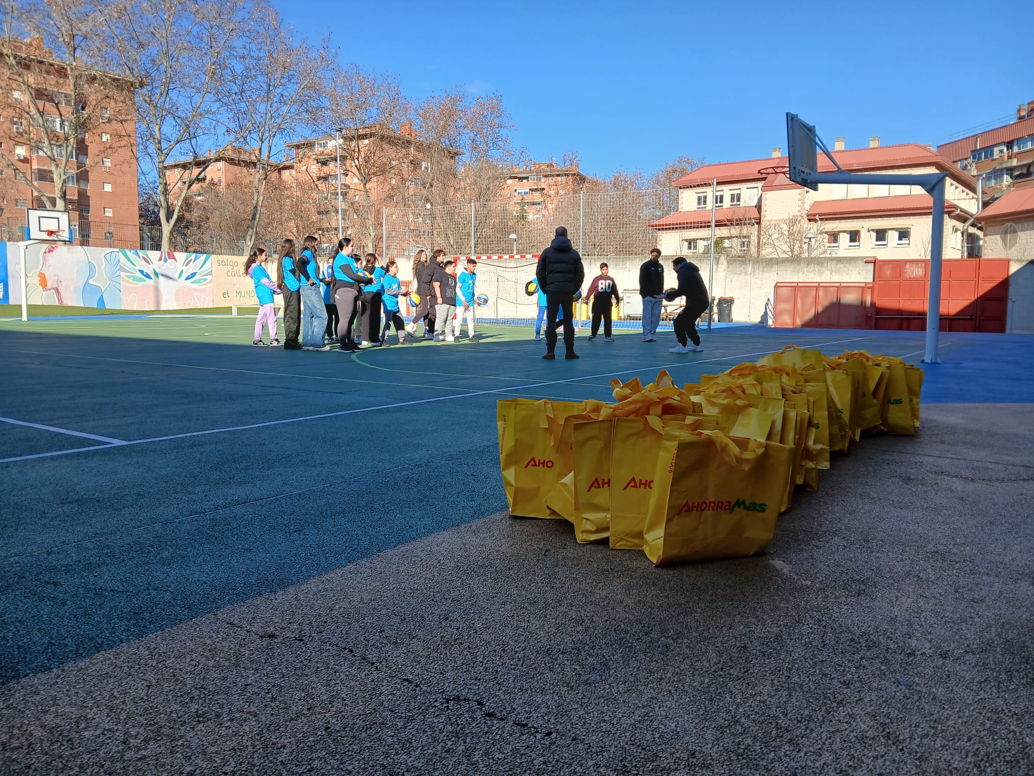 “Alimentando el Futuro” junto a Ahorramas continúa su recorrido en el Colegio República de Colombia
